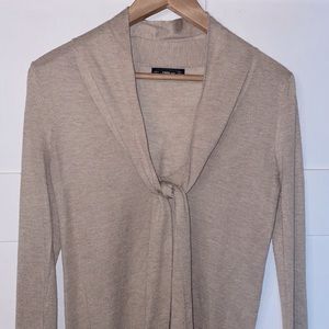 ZARA Light Thin Knit Long Sleeves Tan Sweater Puff Shoulders & Front Bow Tie